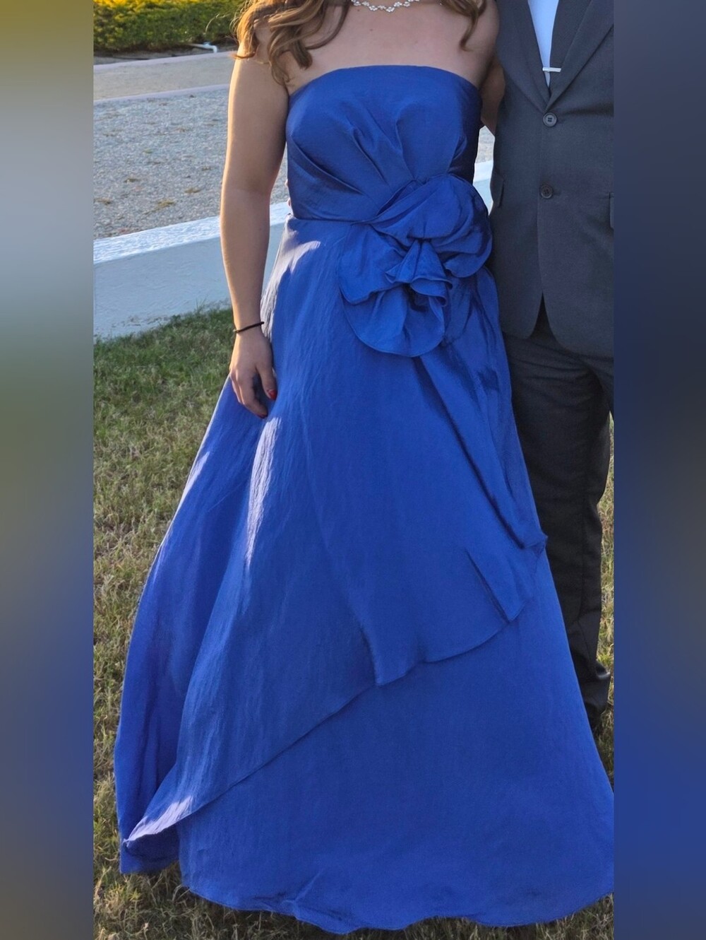 Muse by Marchesa/ Bluebell Rosette Organza Strapless Gown Agena / size 6